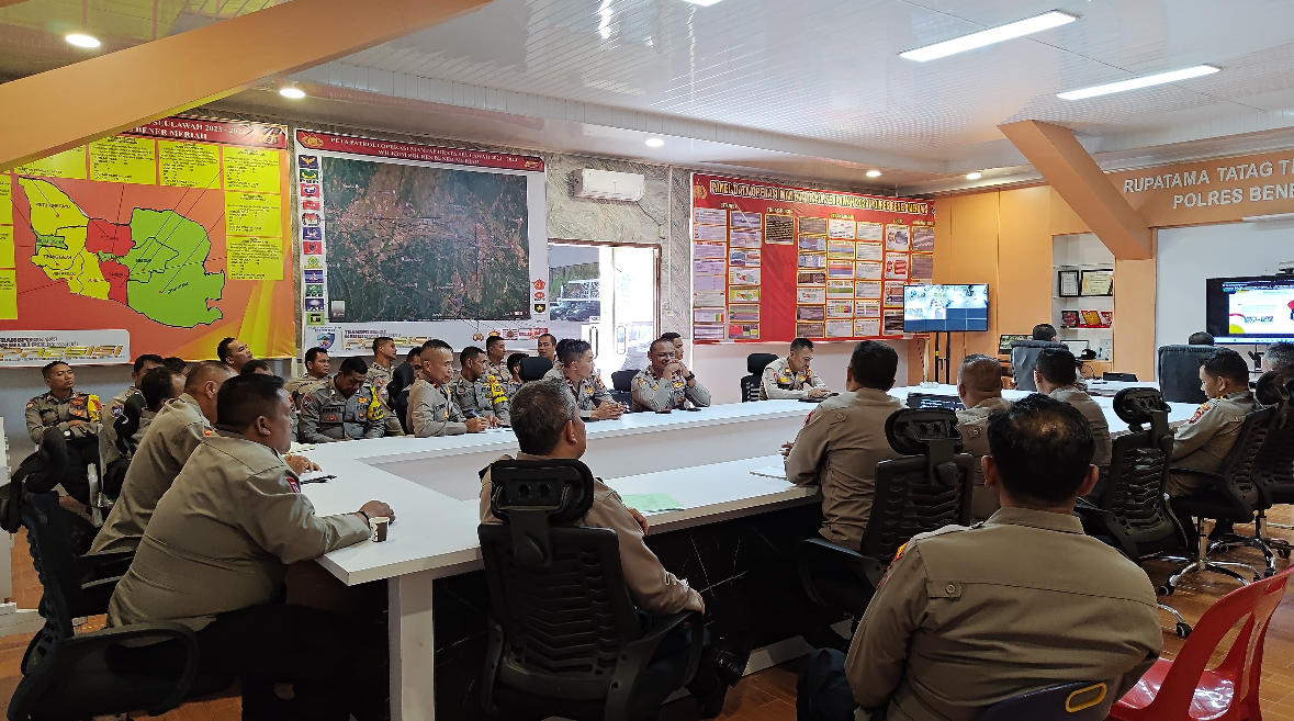 Wakapolres Bener Meriah dan PJU Mengikuti Forum Belajar Bersama Rekrutmen Bakomsus Melalui Zoom Meeting